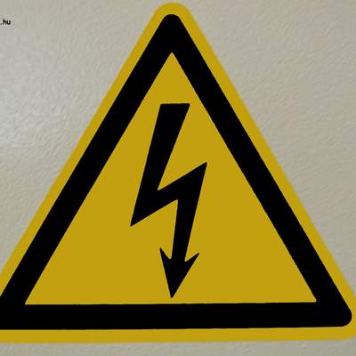 Señal de peligro de descarga eléctrica 1